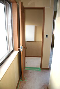 内部・2階 トイレ施工