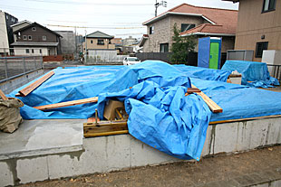 内部・基礎全景2