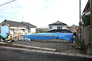 外観・基礎全景1