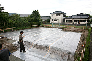 外観・基礎下防水施工1