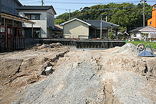 外観・鋼製型枠全景