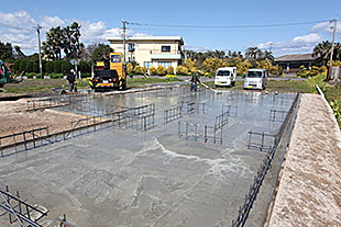 外観・基礎配筋1