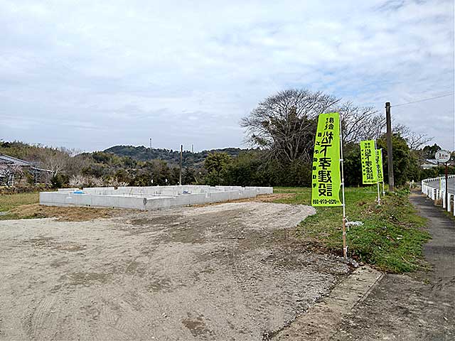 外観・基礎全景1