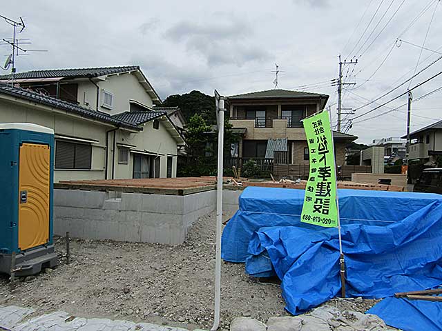 外観・基礎全景3