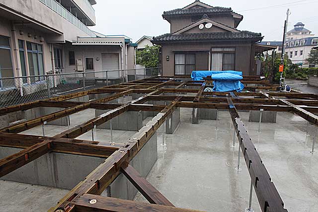 外観・基礎と土台2