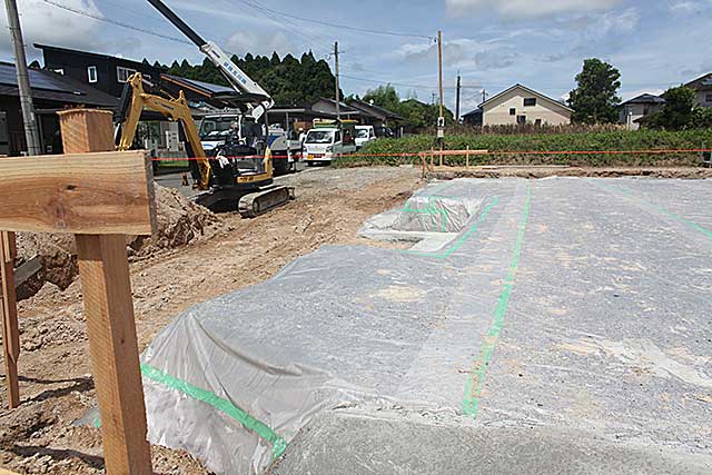 外観・基礎下防湿施工4