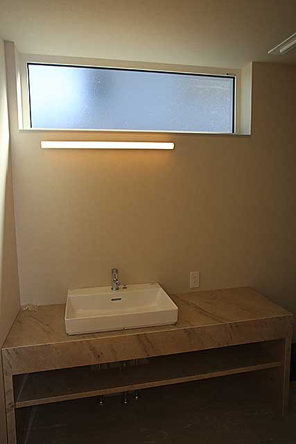 内部・手洗い場