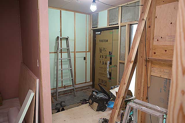 内部・玄関下地施工1