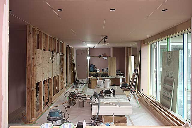 内部・リビング下地施工2