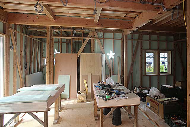 内部・リビング下地施工3