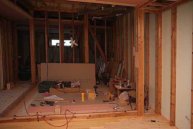 内部・水廻り構造躯体1