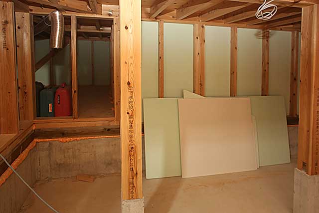 内部・基礎と土間