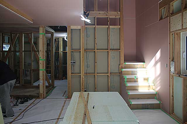 内部・リビング下地施工2