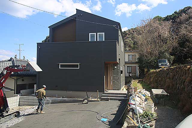 外観・アプローチ施工1