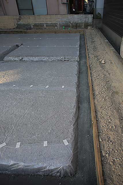 内部・根切り捨てコン施工1