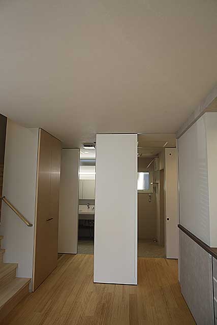 内部・2階 ホール