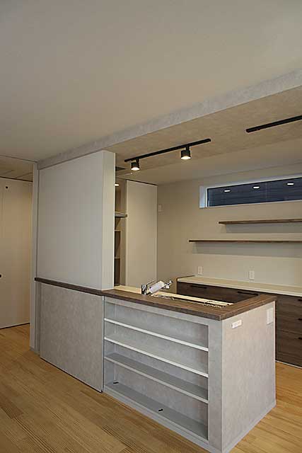 内部・2階 キッチン1