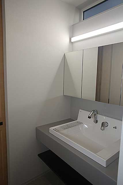 内部・2階 洗面台