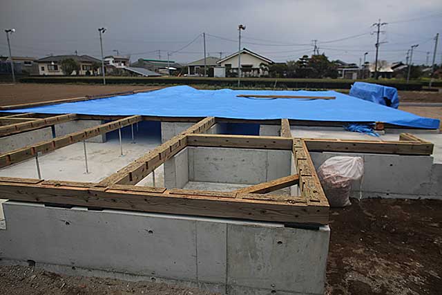 外観・基礎と土台2