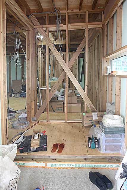 内部・玄関構造施工