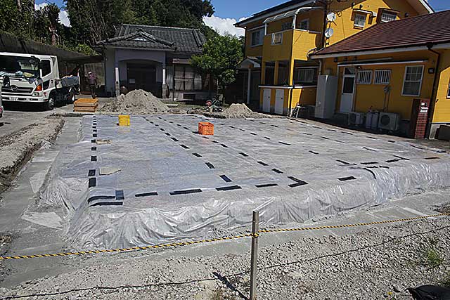 外観・基礎下地全景1